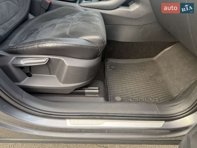 Позашляховик / Кросовер Skoda Kodiaq 2023 в Києві фото 11 Позашляховик / Кросовер Skoda Kodiaq 2023 в Києві