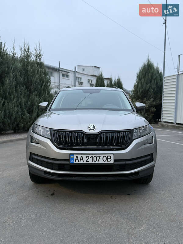 Позашляховик / Кросовер Skoda Kodiaq 2017 в Києві фото 3 Позашляховик / Кросовер Skoda Kodiaq 2017 в Києві
