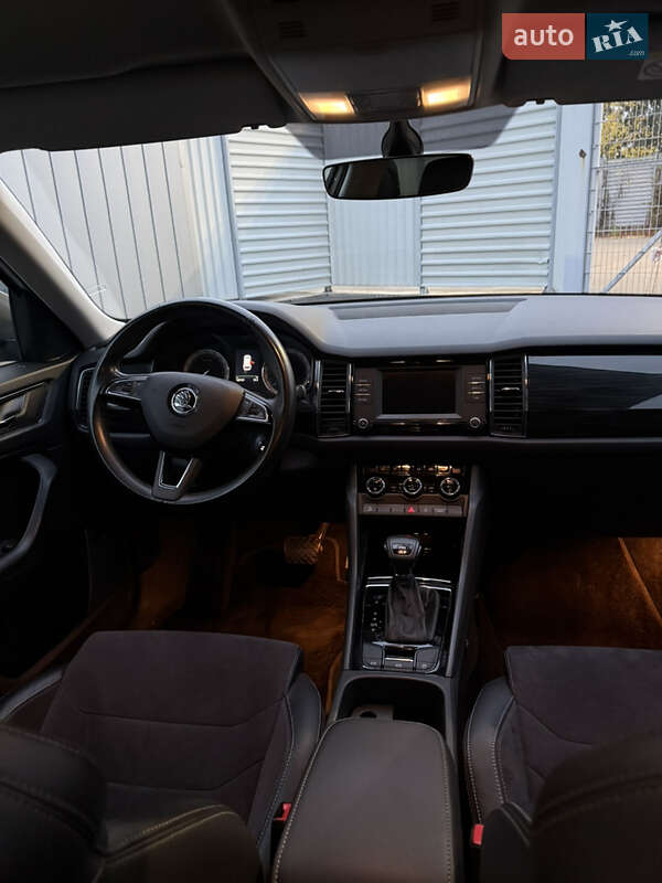 Позашляховик / Кросовер Skoda Kodiaq 2017 в Києві фото 37 Позашляховик / Кросовер Skoda Kodiaq 2017 в Києві