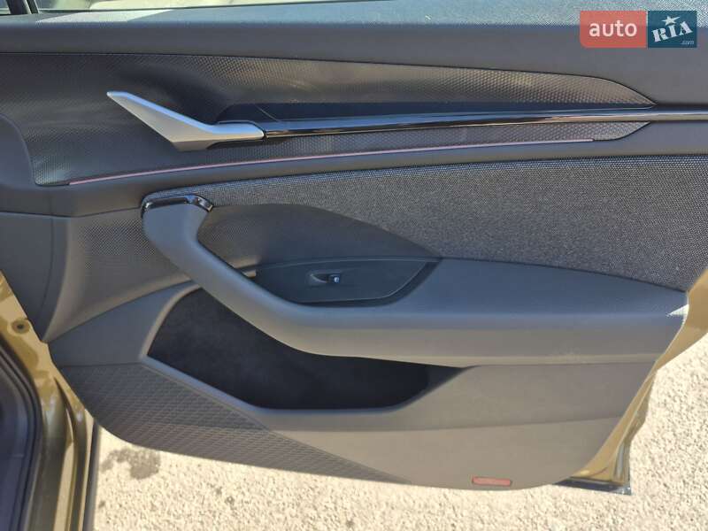 Внедорожник / Кроссовер Skoda Kodiaq 2024 в Тернополе