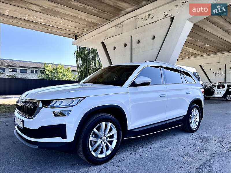 Внедорожник / Кроссовер Skoda Kodiaq 2023 в Киеве