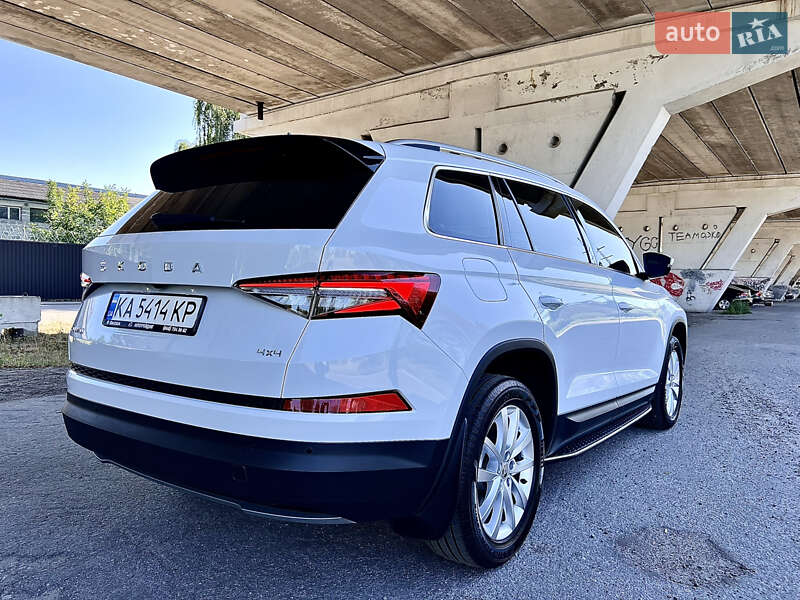 Внедорожник / Кроссовер Skoda Kodiaq 2023 в Киеве