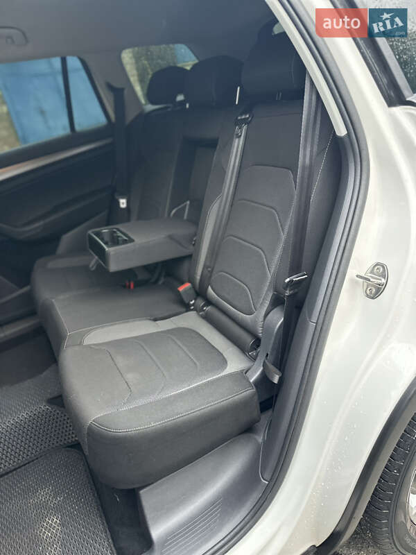 Позашляховик / Кросовер Skoda Kodiaq 2019 в Києві фото 12 Позашляховик / Кросовер Skoda Kodiaq 2019 в Києві