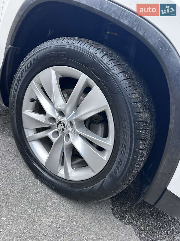 Позашляховик / Кросовер Skoda Kodiaq 2019 в Києві фото 37 Позашляховик / Кросовер Skoda Kodiaq 2019 в Києві