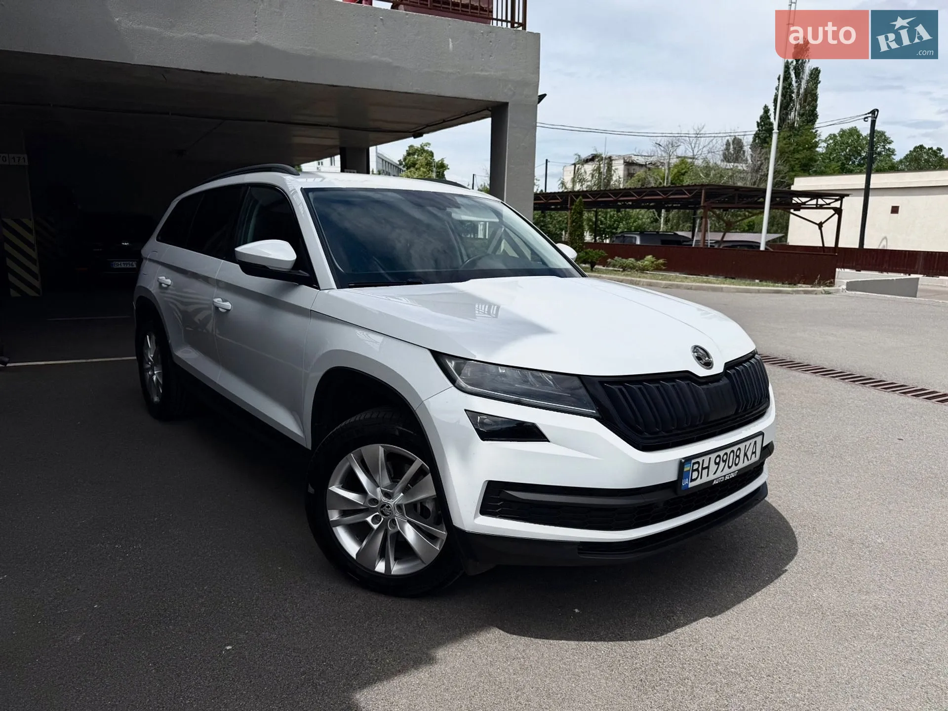 Skoda Kodiaq 2017 VIN TMBLJ6NS8HB400069 фото оголошення 7 з 92