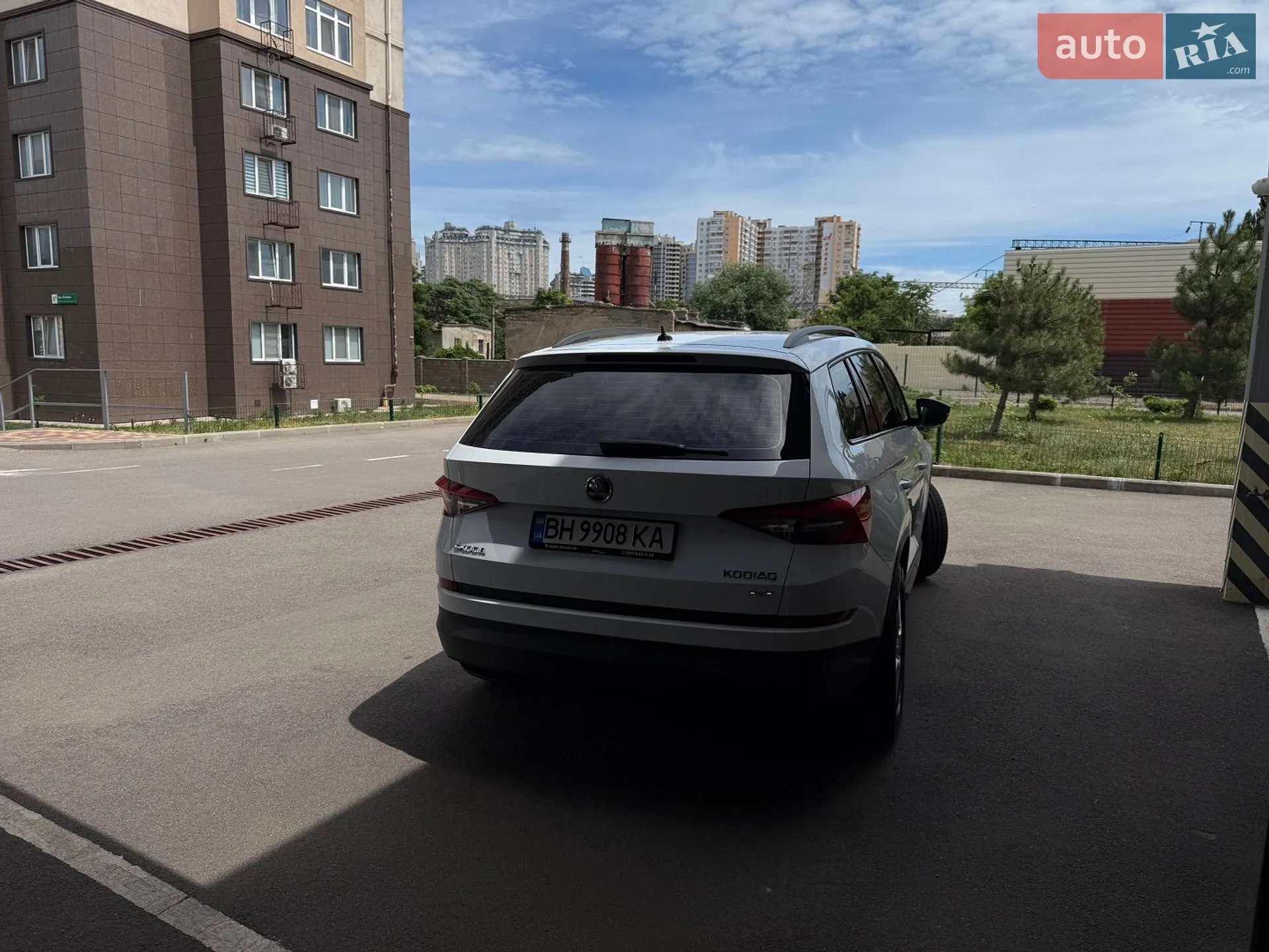 Skoda Kodiaq 2017 VIN TMBLJ6NS8HB400069 фото оголошення 11 з 92