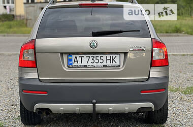 Универсал Skoda Octavia Scout 2010 в 