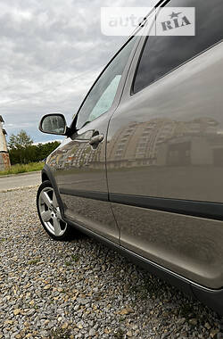 Универсал Skoda Octavia Scout 2010 в 
