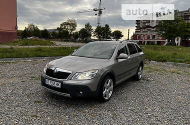 Универсал Skoda Octavia Scout 2010 в 