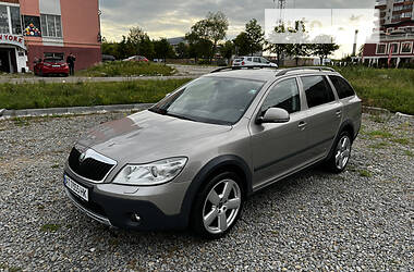 Универсал Skoda Octavia Scout 2010 в 