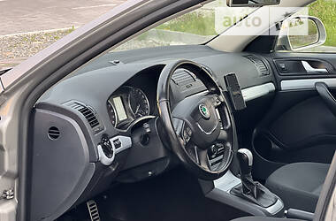 Универсал Skoda Octavia Scout 2010 в 