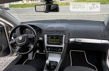 Универсал Skoda Octavia Scout 2010 в 