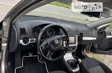 Универсал Skoda Octavia Scout 2010 в 