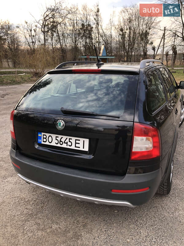 Универсал Skoda Octavia Scout 2011 в Бродах