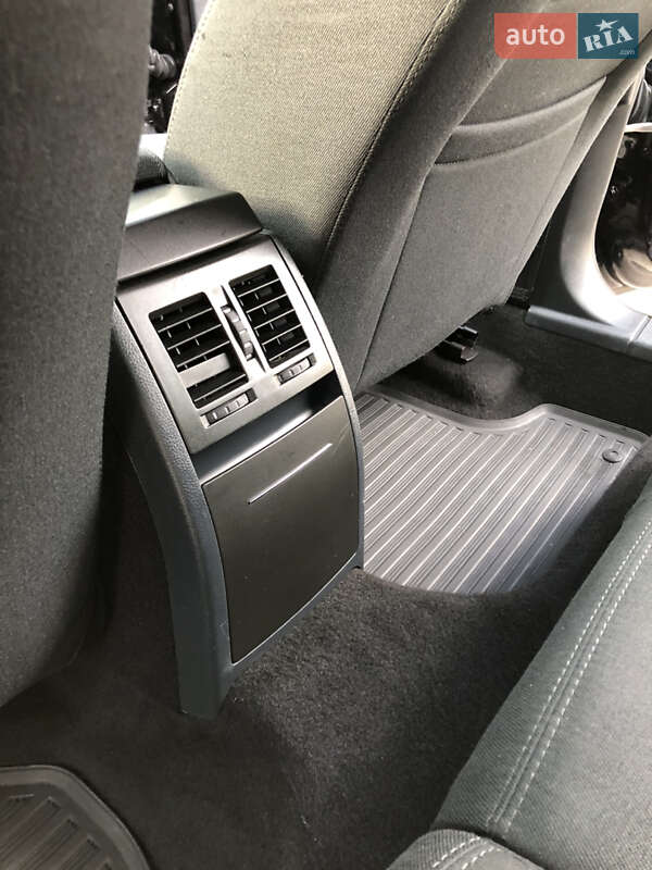 Универсал Skoda Octavia Scout 2011 в Бродах