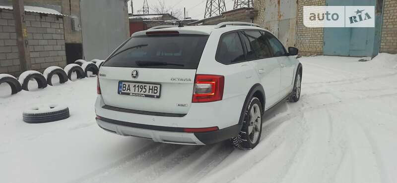 Универсал Skoda Octavia Scout 2017 в Новомиргороде