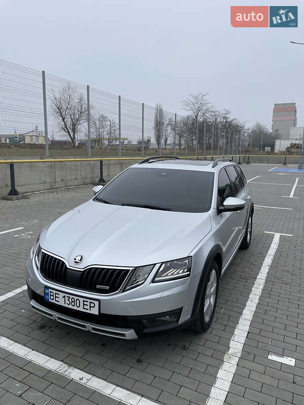 Универсал Skoda Octavia Scout 2017 в Первомайске