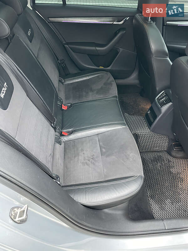 Универсал Skoda Octavia Scout 2017 в Первомайске