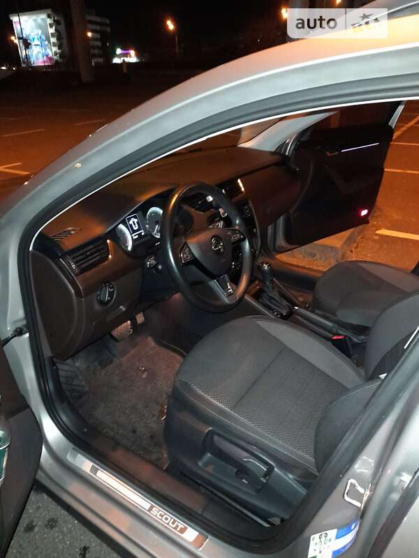 Универсал Skoda Octavia Scout 2017 в Киеве