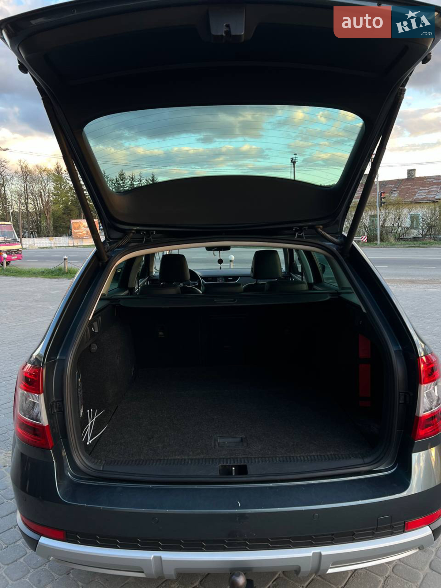 2017 Skoda Octavia - мініатюра 27