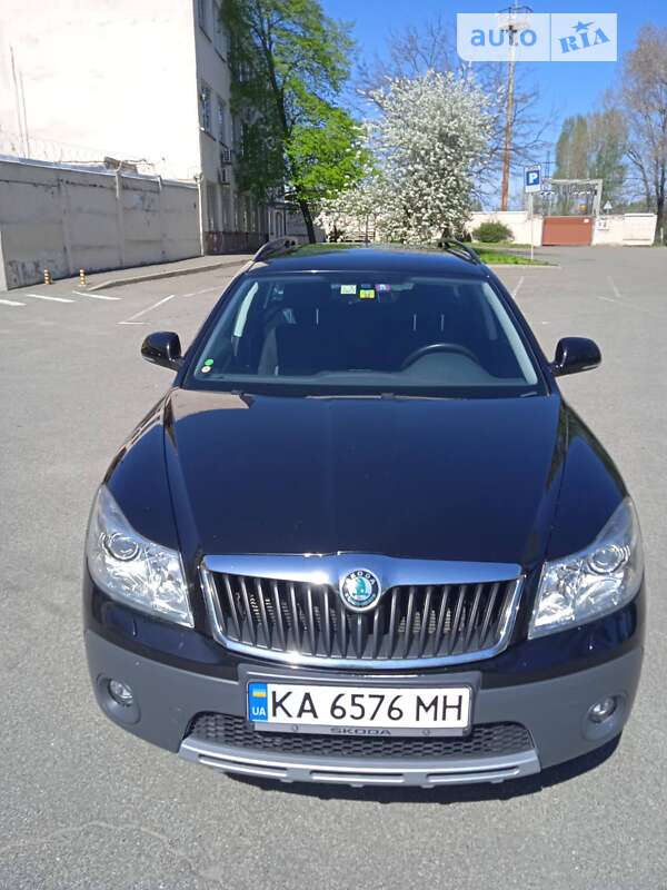 Универсал Skoda Octavia Scout 2013 в Киеве