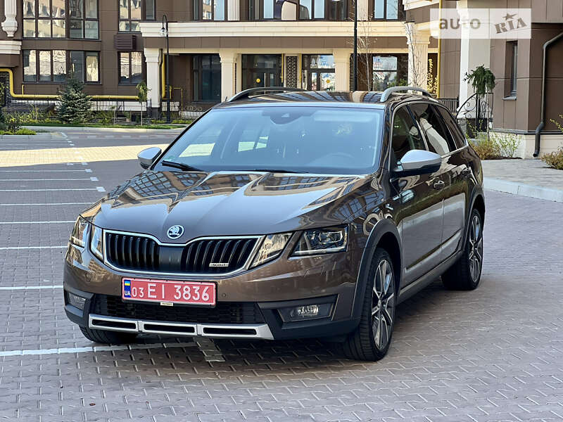 Универсал Skoda Octavia Scout 2018 в Киеве