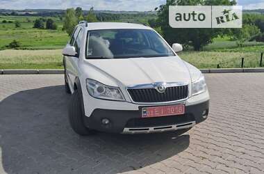 Универсал Skoda Octavia Scout 2012 в Шумске