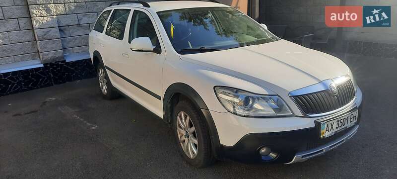 Универсал Skoda Octavia Scout 2011 в 
