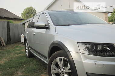 Универсал Skoda Octavia Scout 2015 в Кегичевке