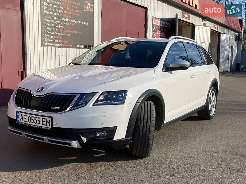 Универсал Skoda Octavia Scout 2019 в 