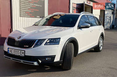 Универсал Skoda Octavia Scout 2019 в 