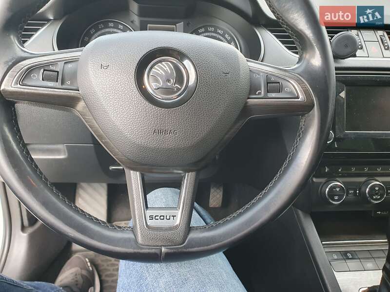 Универсал Skoda Octavia Scout 2015 в Киеве
