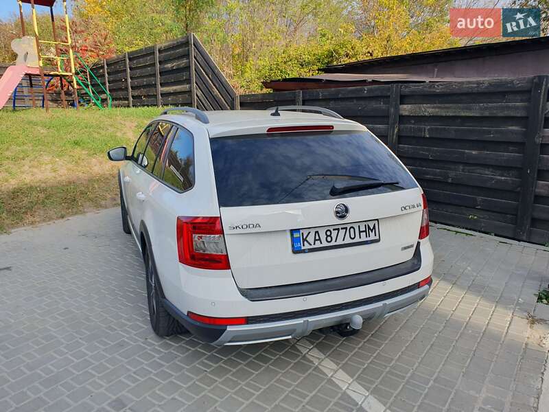Универсал Skoda Octavia Scout 2015 в Киеве