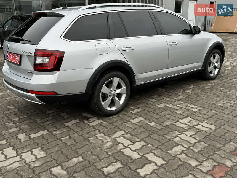 Універсал Skoda Octavia Scout 2019 в Луцьку