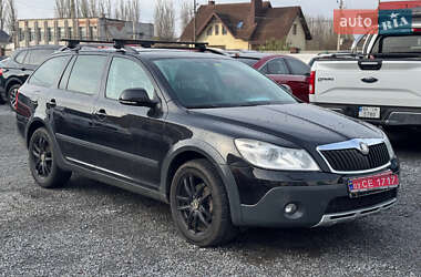 Универсал Skoda Octavia Scout 2009 в Ровно