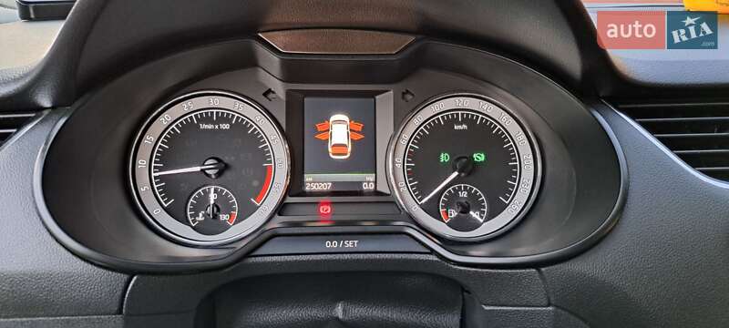 Универсал Skoda Octavia Scout 2017 в Харькове