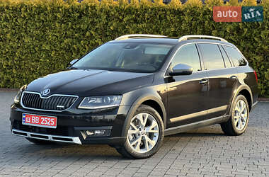 Универсал Skoda Octavia Scout 2015 в Стрые