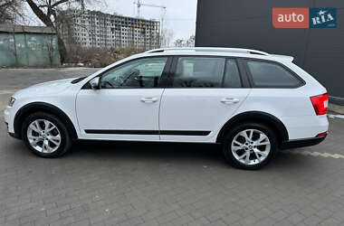 Универсал Skoda Octavia Scout 2015 в 