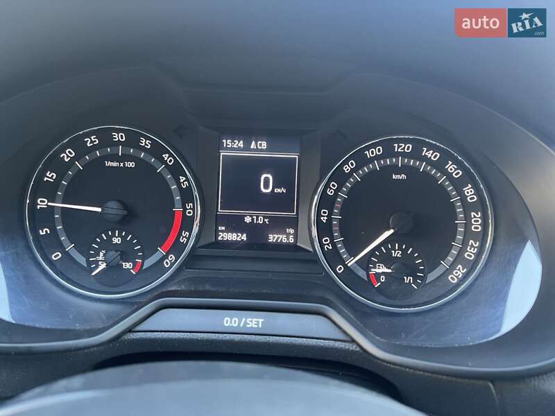 Універсал Skoda Octavia Scout 2014 в Черкасах фото 27 Універсал Skoda Octavia Scout 2014 в Черкасах