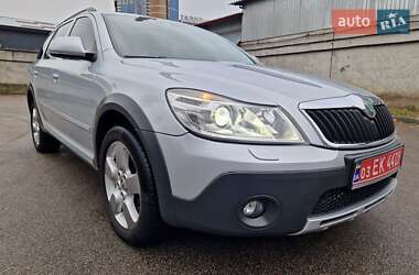 Универсал Skoda Octavia Scout 2010 в Киеве