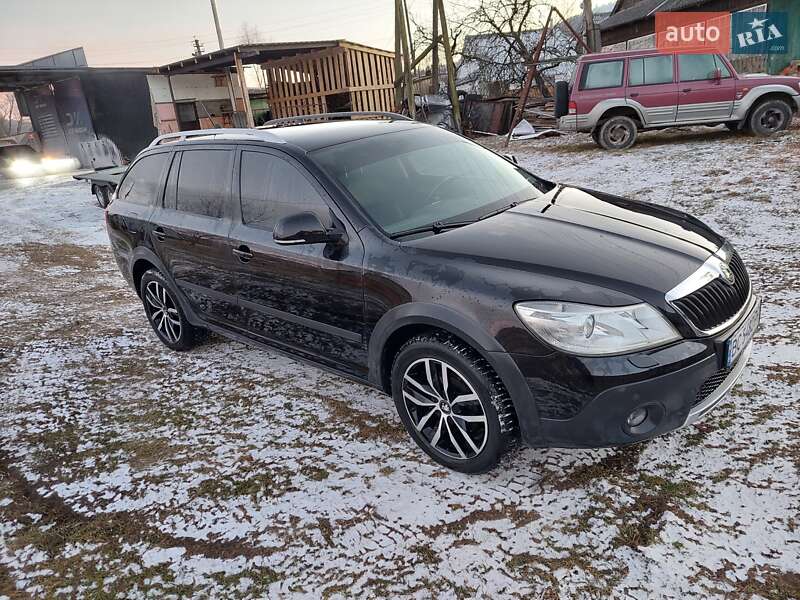 Универсал Skoda Octavia Scout 2011 в Турке фото 19 Универсал Skoda Octavia Scout 2011 в Турке