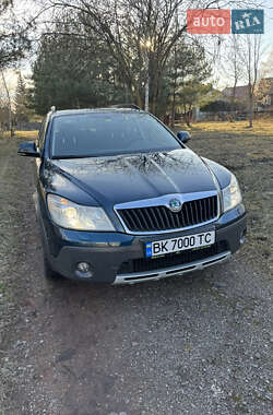Універсал Skoda Octavia Scout 2012 в 