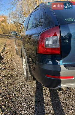 Універсал Skoda Octavia Scout 2012 в 