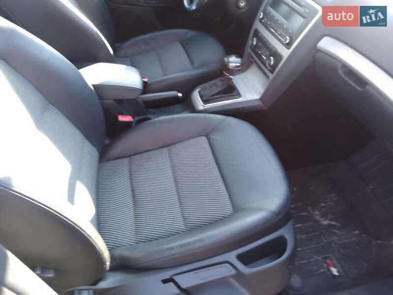 Универсал Skoda Octavia Scout 2010 в Старом Самборе
