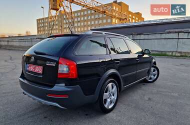Універсал Skoda Octavia Scout 2010 в 