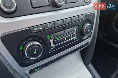 Універсал Skoda Octavia Scout 2010 в 