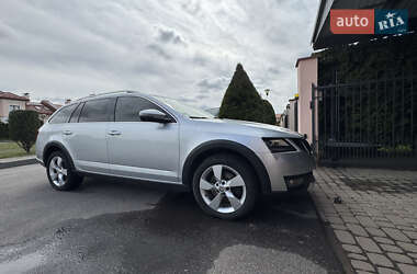 Универсал Skoda Octavia Scout 2020 в 