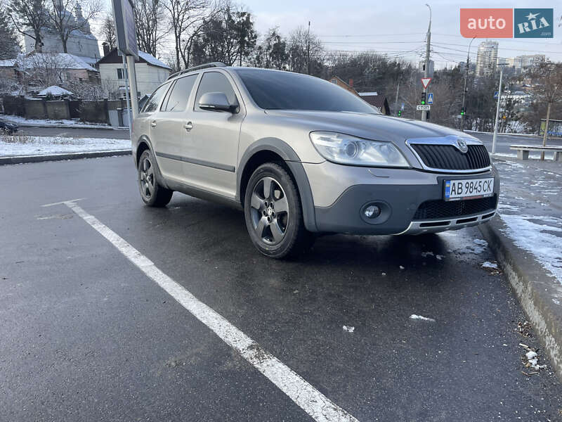 Skoda Octavia Scout 2013