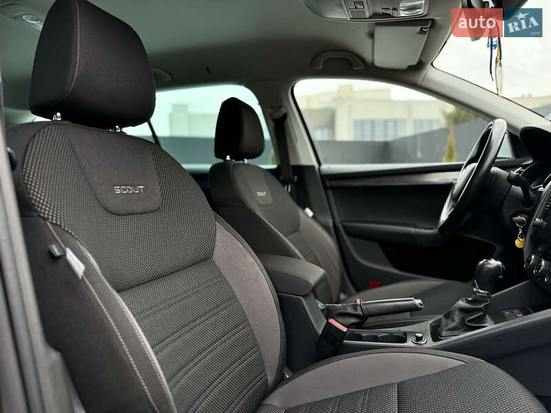 Універсал Skoda Octavia Scout 2019 в Луцьку