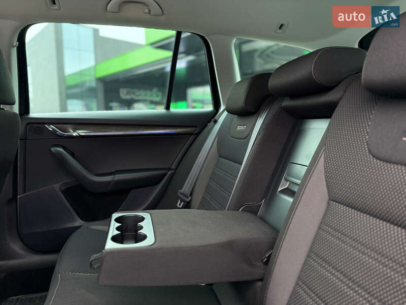 Універсал Skoda Octavia Scout 2019 в Луцьку
